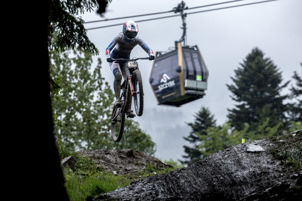GRAND FINALE Pucharu Świata UCI w Downhillu – spektakularne otwarcie sezonu w Szczyrk Mountain Resort!